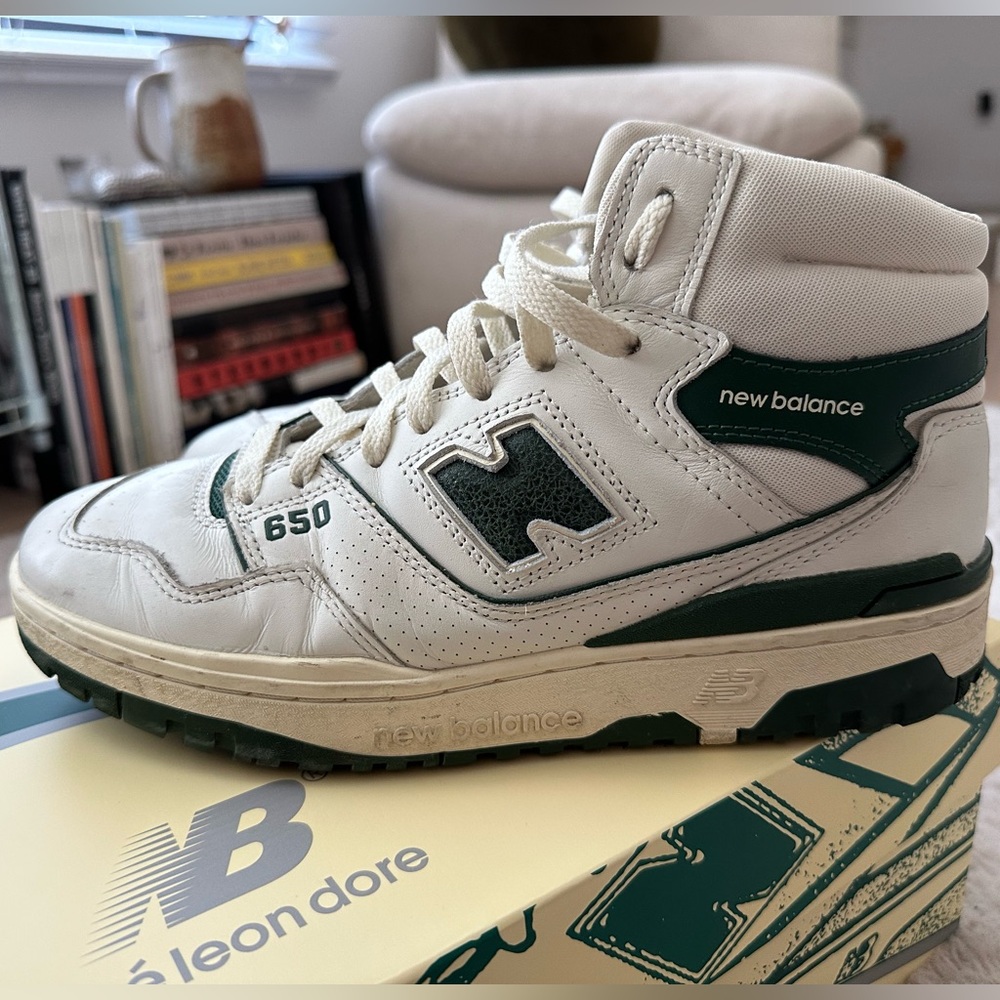 Aimé Leon Dore R650 in forest green - size 9 US
